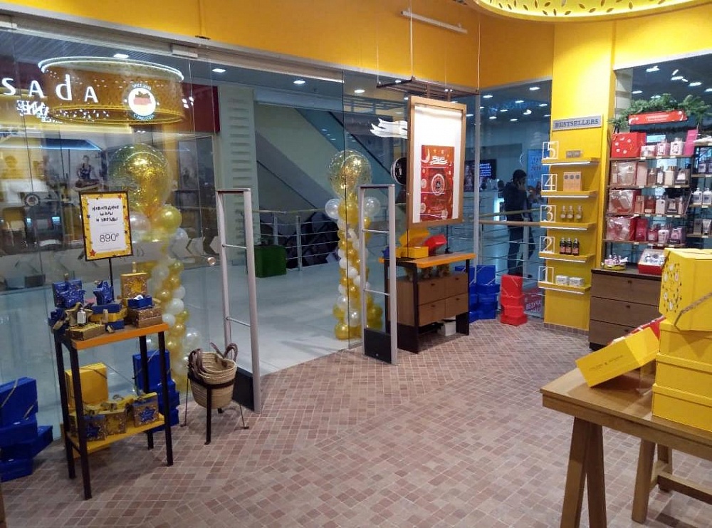 Магазин парфюмерии и косметики «L'Occitane» - Установка противокражных систем